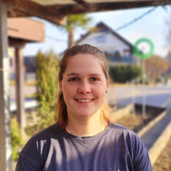 Sara_092536.jpg